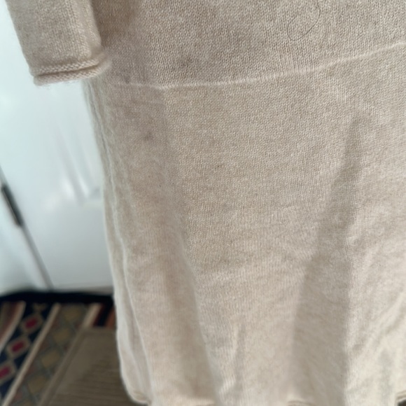 Cashmere cream colored banana republic duster - Picture 4 of 6